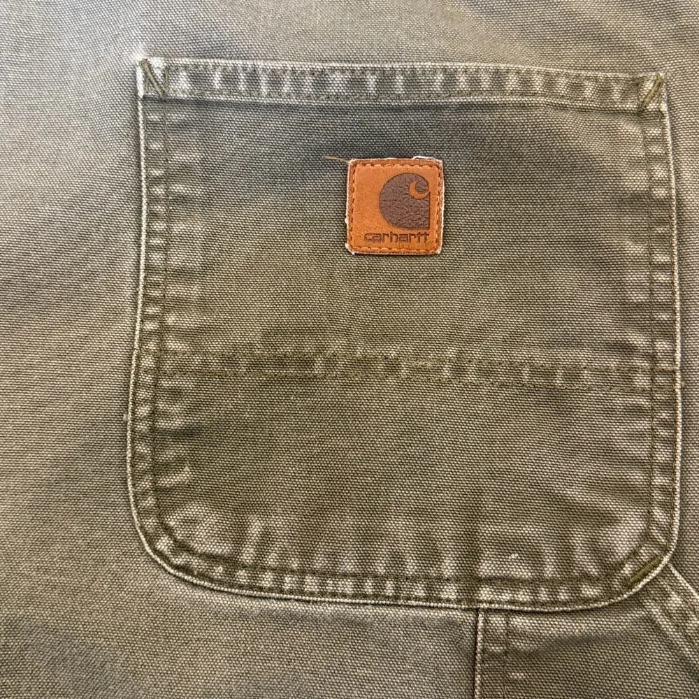 Sun-Faded Moss Carhartt Carpenter Work Pants • Thrashed Workwear Vibe 40x32